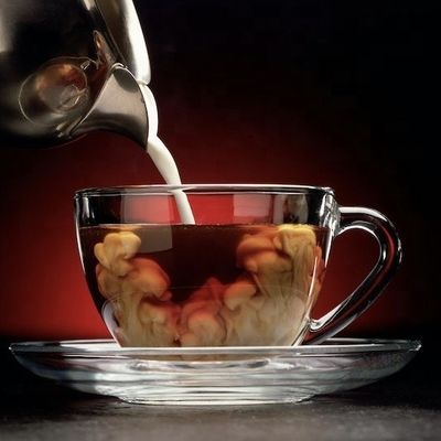 Cappuccino schuimende room met 2-4% eiwitten op hoge standaarden